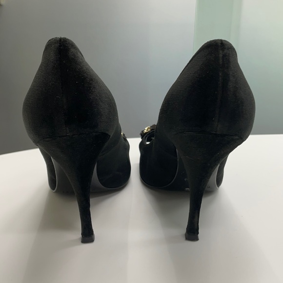 Used Velvet Casadei black shoes - Picture 2 of 2